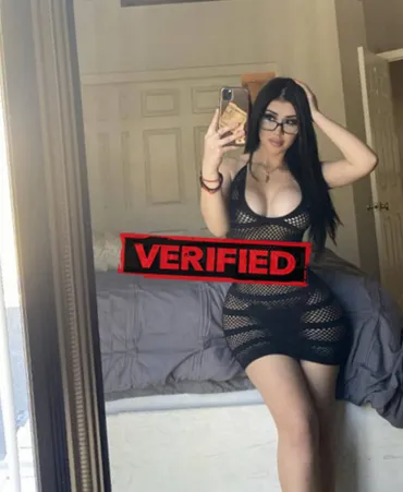 Aimee sexy Finde eine Prostituierte Veurne